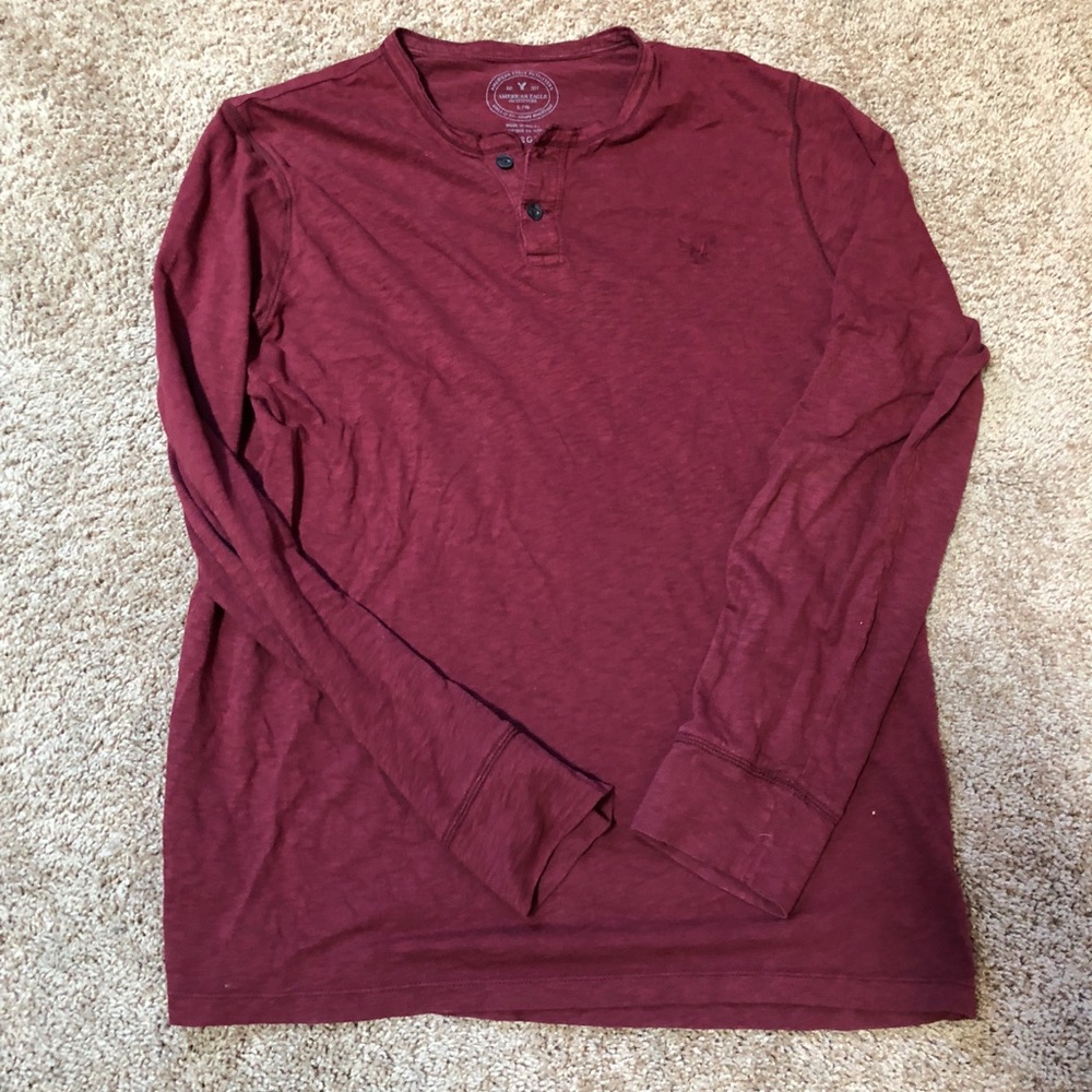 American Eagle Red Henley Nice!